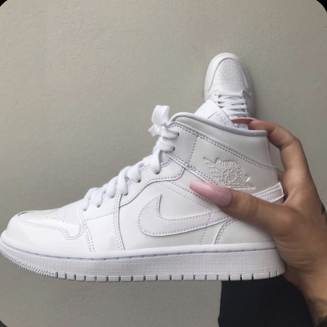 JORDAN AIR RETRO