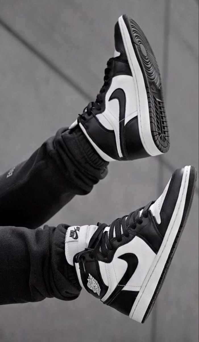 JORDAN AIR RETRO