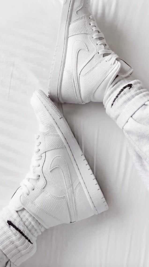 JORDAN AIR RETRO