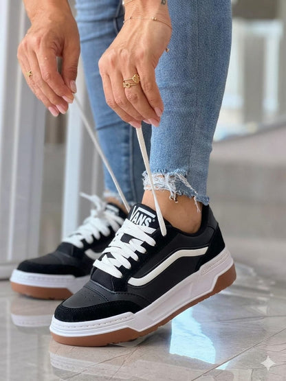 VANS UPLAND