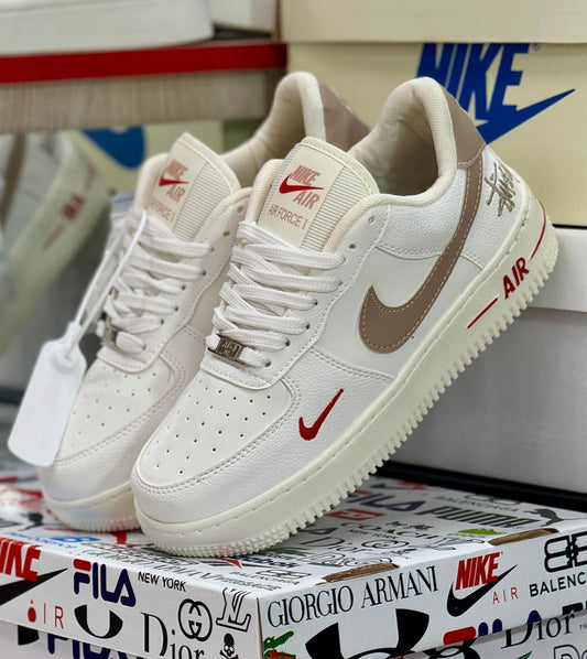 NIKE AIR FORCE