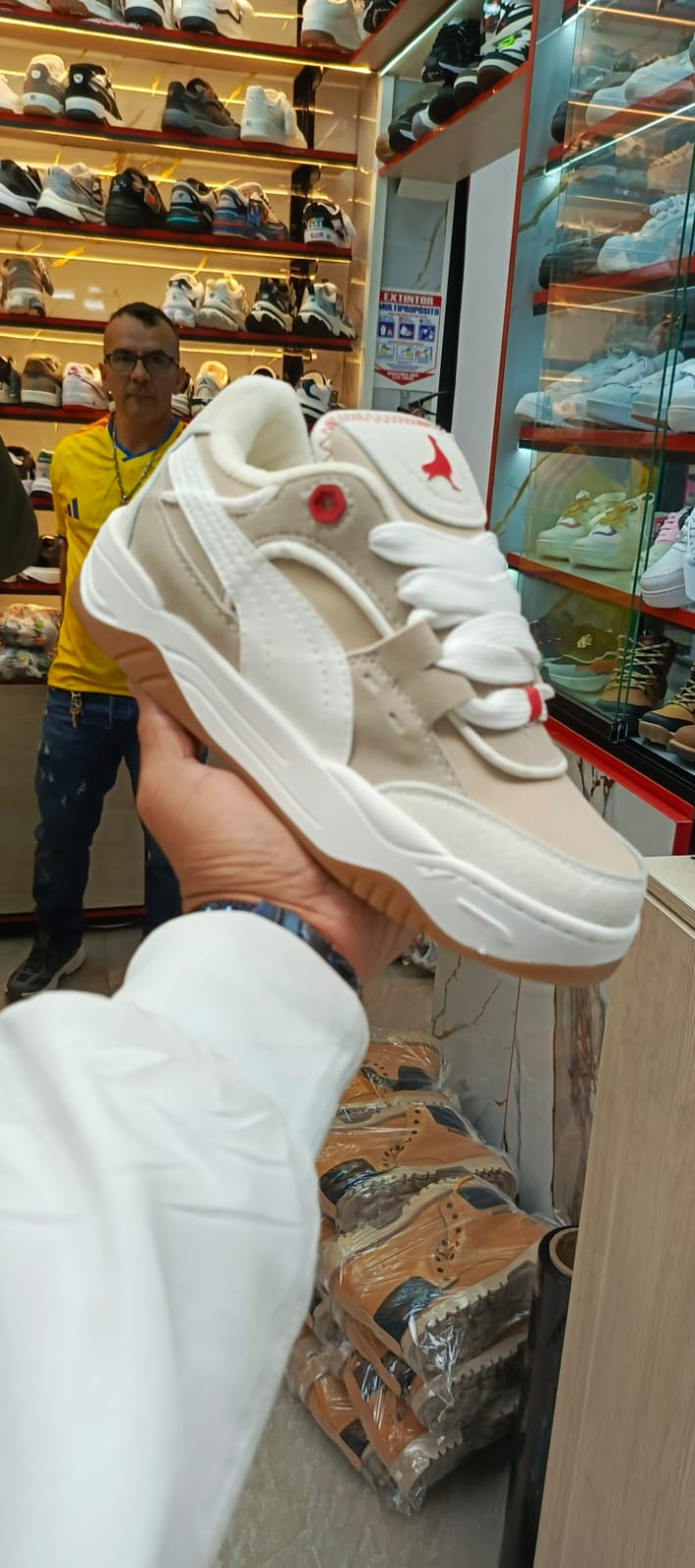 PUMA 180