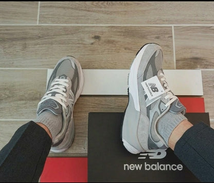 NEW BALANCE 990