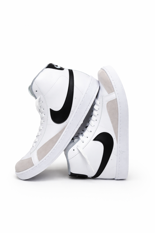 NIKE BLAZER