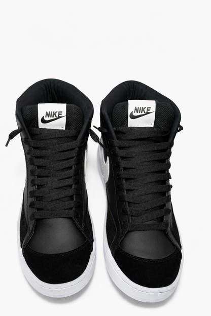 NIKE BLAZER