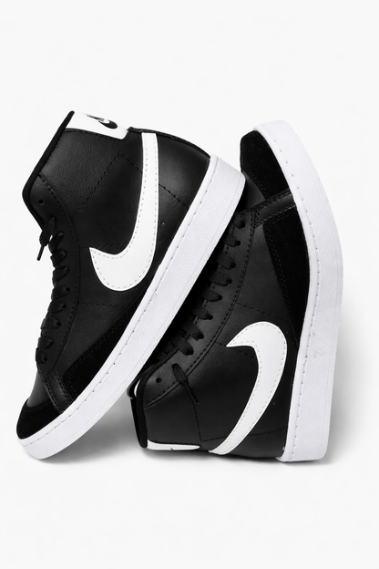 NIKE BLAZER