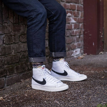 NIKE BLAZER